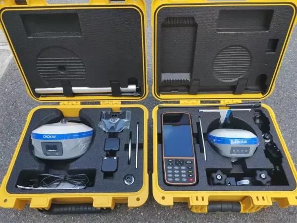 CHCNAV i73 / i83 GNSS RTK Smart